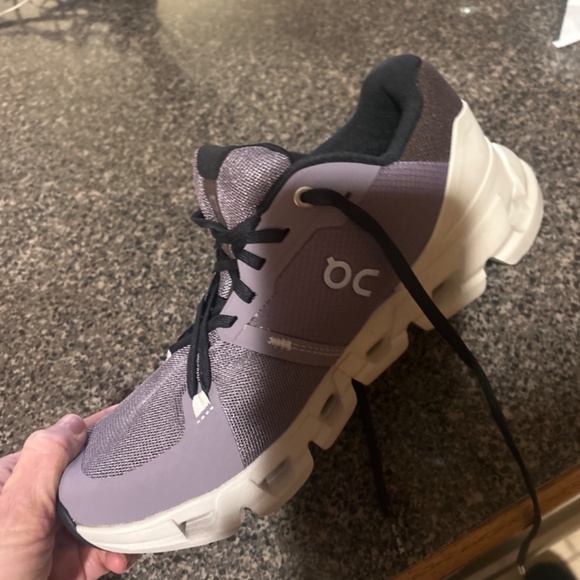 On cloud - Picture 5 of 6